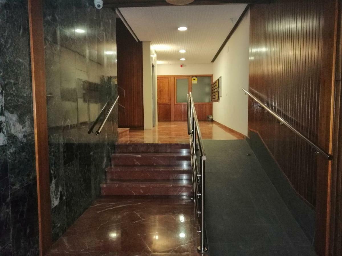 사라고사 Dos Torres Frodo - Estacionamiento Privado Gratuito 아파트 외부 사진